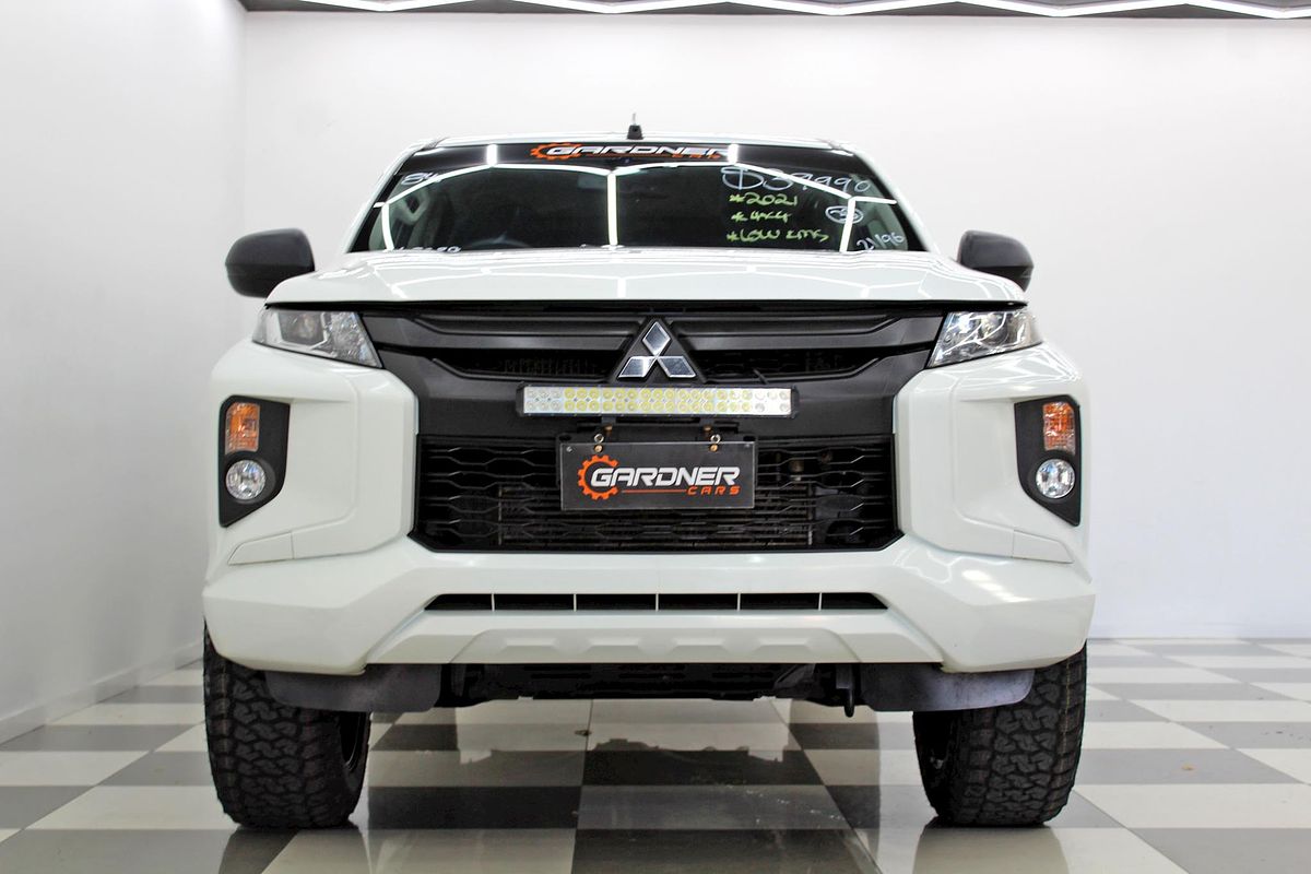 2021 Mitsubishi Triton GLX MR 4X4