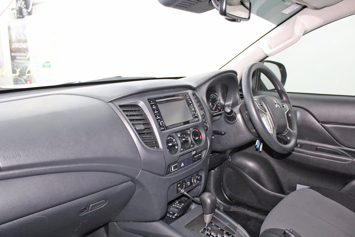 2021 Mitsubishi Triton GLX MR 4X4