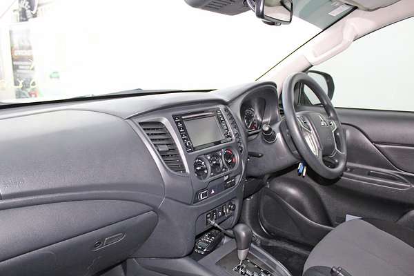 2021 Mitsubishi Triton GLX MR 4X4