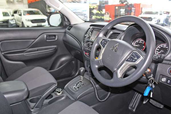 2021 Mitsubishi Triton GLX MR 4X4
