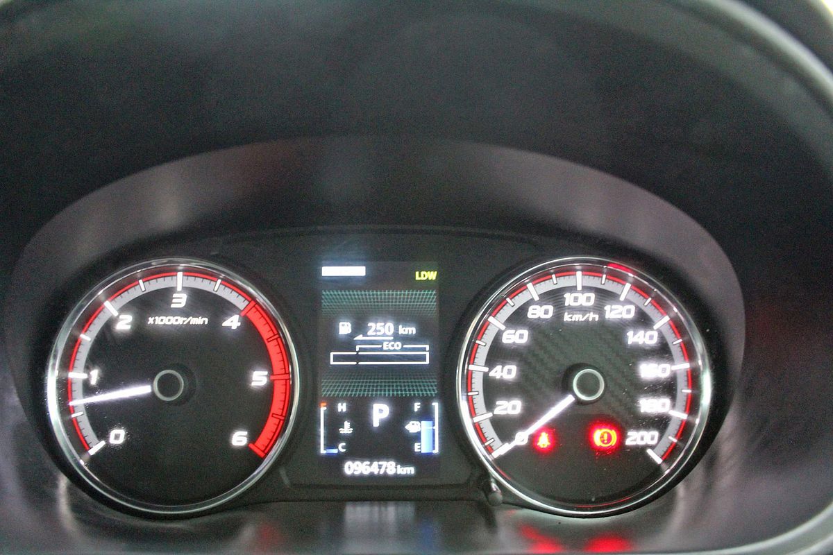2021 Mitsubishi Triton GLX MR 4X4