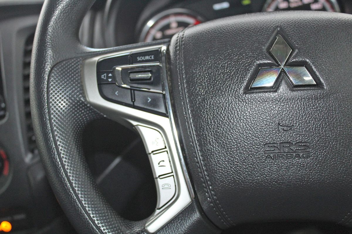 2021 Mitsubishi Triton GLX MR 4X4