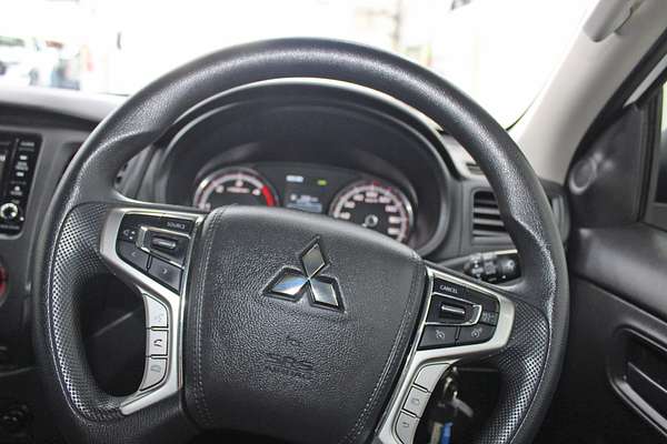 2021 Mitsubishi Triton GLX MR 4X4