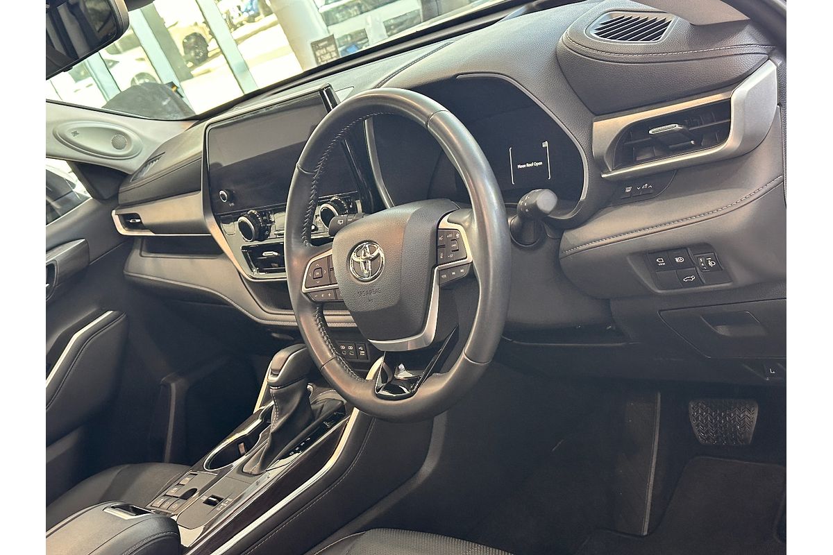 2023 Toyota Kluger Grande AXUH78R