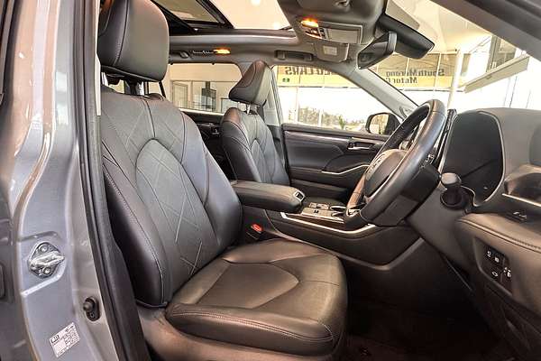 2023 Toyota Kluger Grande AXUH78R