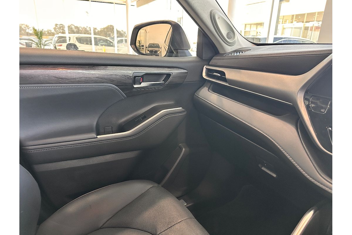 2023 Toyota Kluger Grande AXUH78R