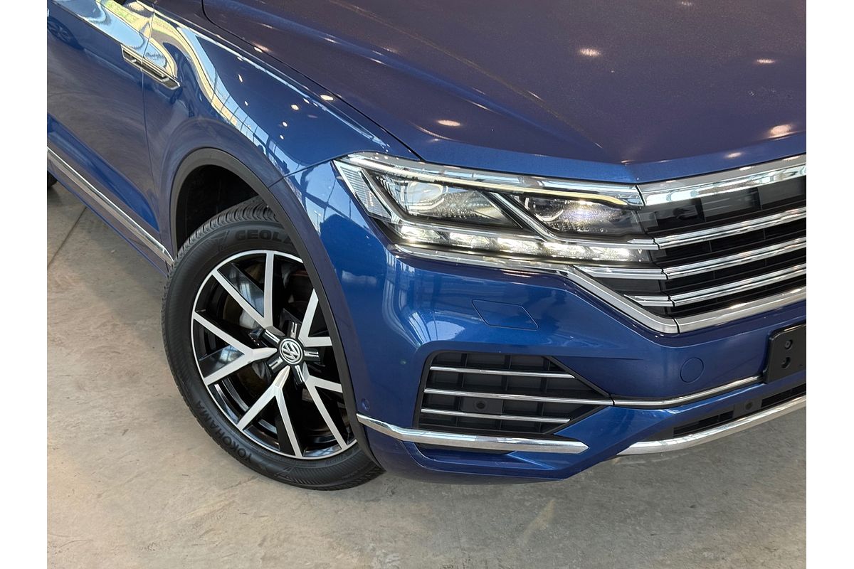 2019 Volkswagen Touareg 190TDI Launch Edition CR