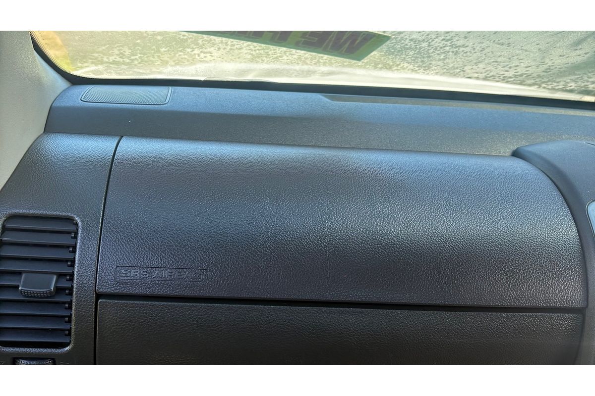 2010 Nissan Navara ST (4x4) D40 4X4