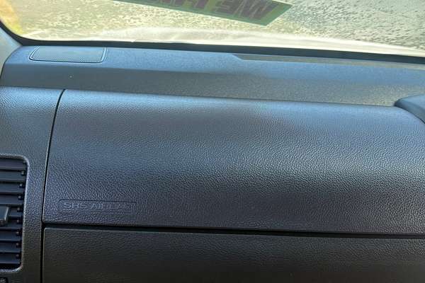 2010 Nissan Navara ST (4x4) D40 4X4