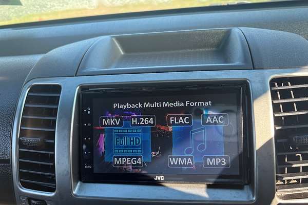 2010 Nissan Navara ST (4x4) D40 4X4