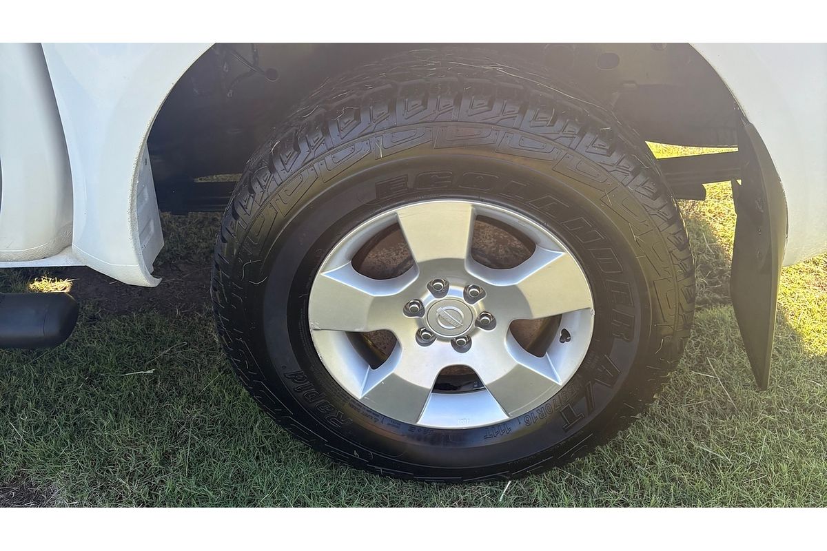 2010 Nissan Navara ST (4x4) D40 4X4