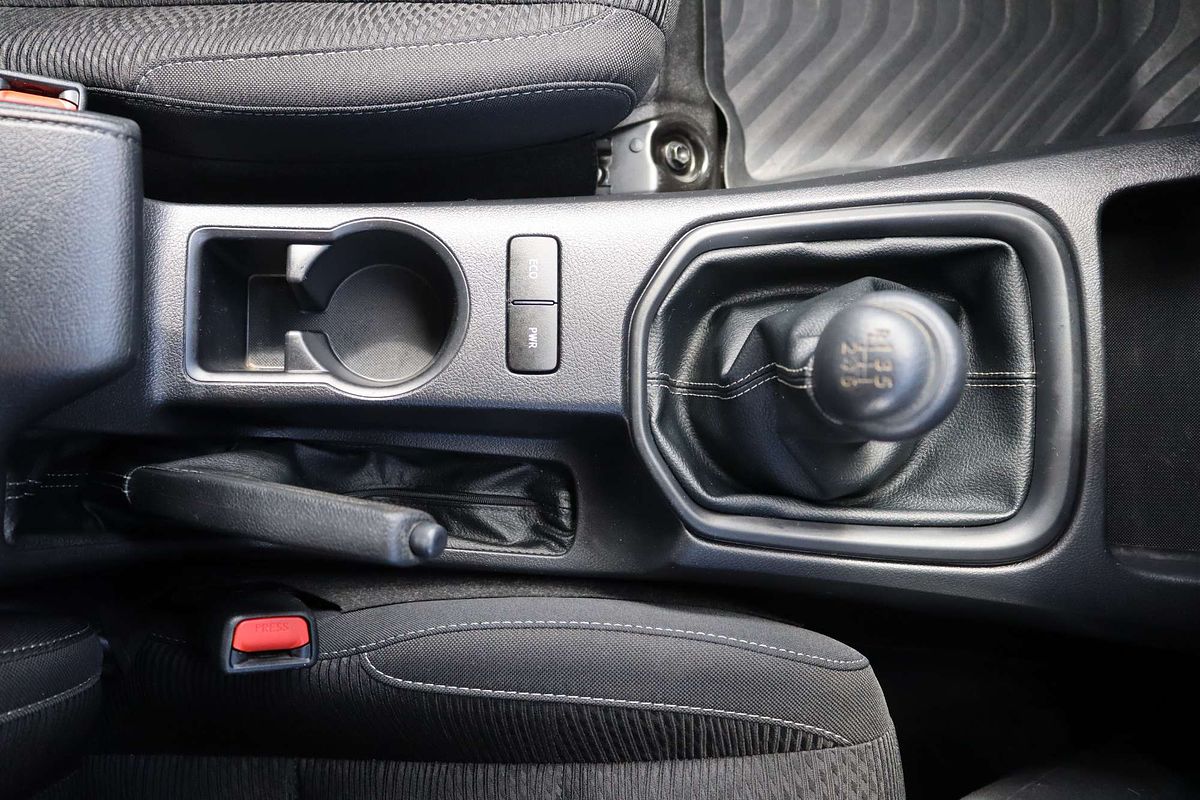 2024 Toyota Hilux SR GUN126R 4X4