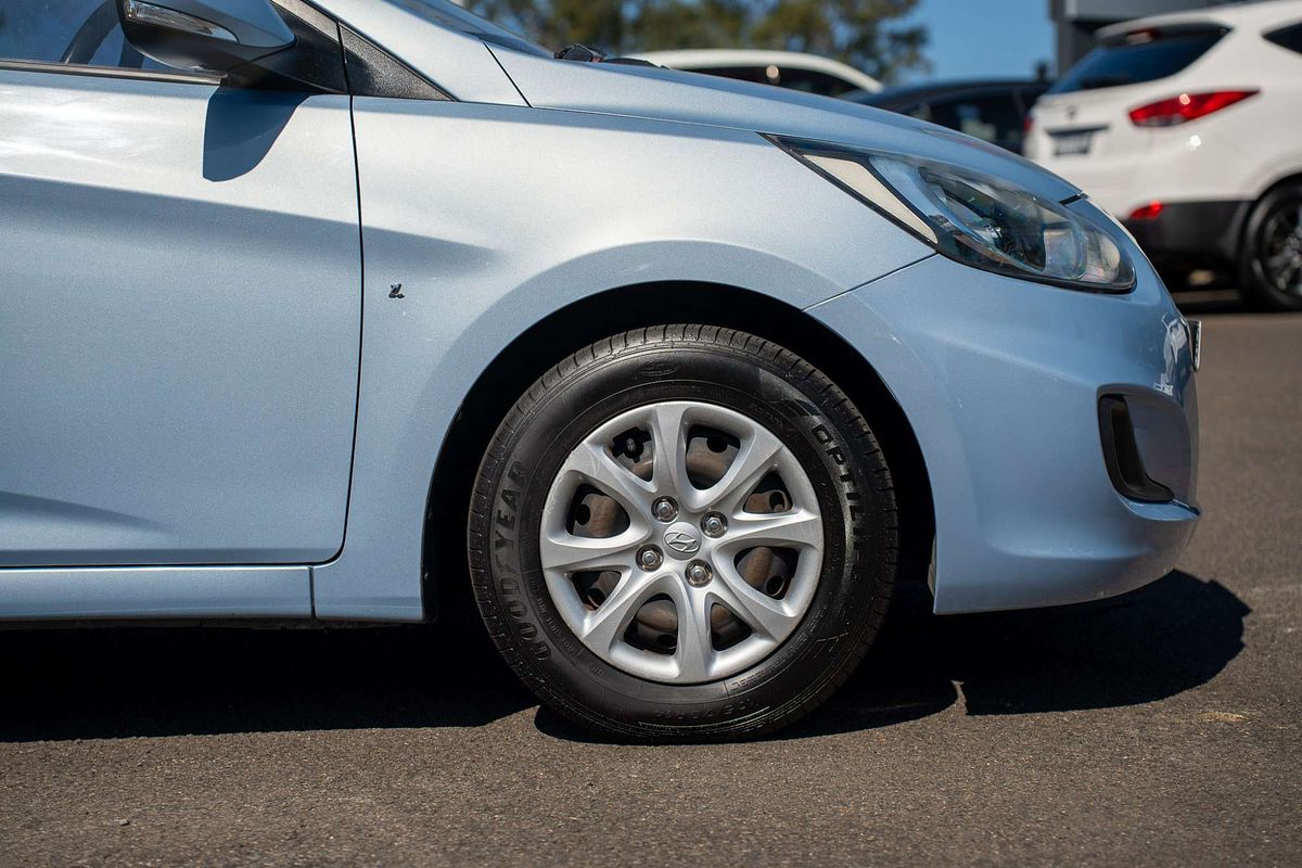 2012 Hyundai Accent Active RB