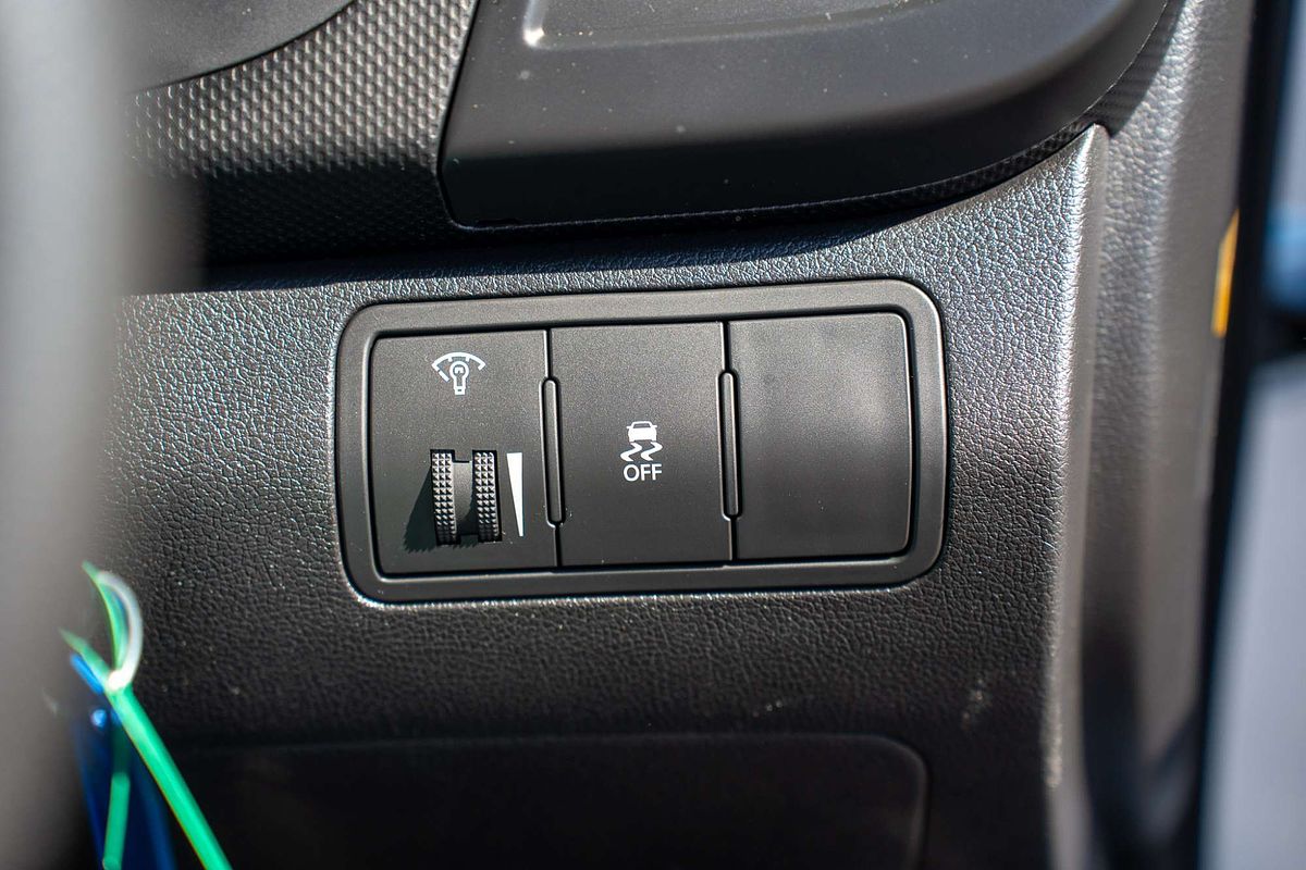 2012 Hyundai Accent Active RB