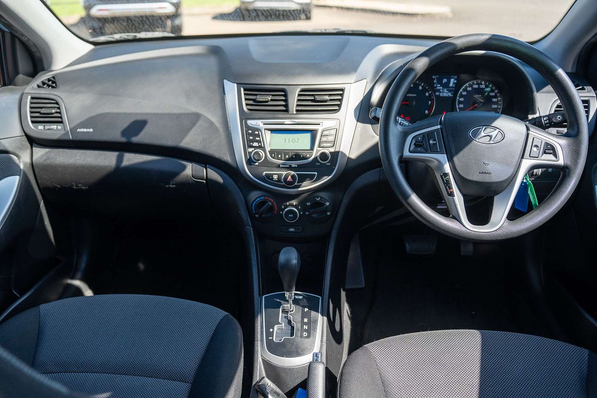 2012 Hyundai Accent Active RB