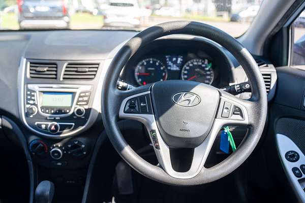 2012 Hyundai Accent Active RB