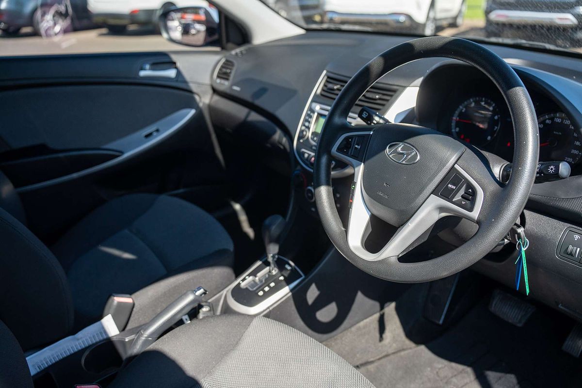 2012 Hyundai Accent Active RB