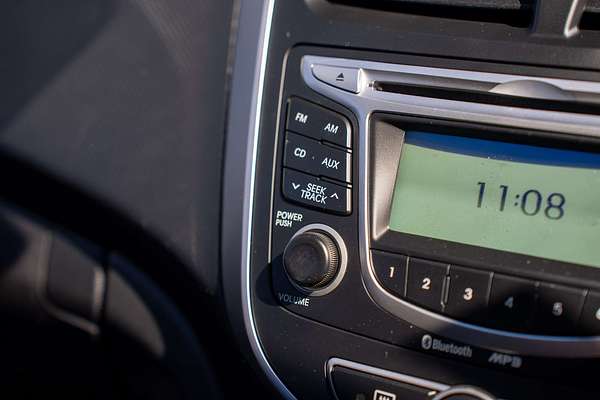 2012 Hyundai Accent Active RB