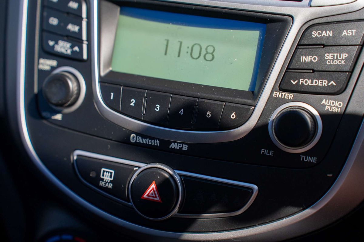 2012 Hyundai Accent Active RB
