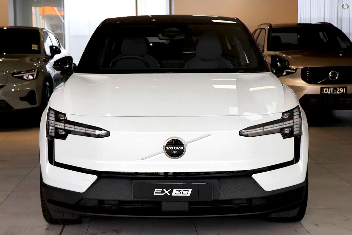 2025 Volvo EX30 Twin Motor Performance Ultra