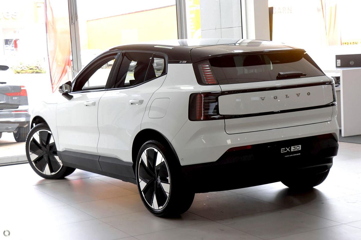 2025 Volvo EX30 Twin Motor Performance Ultra