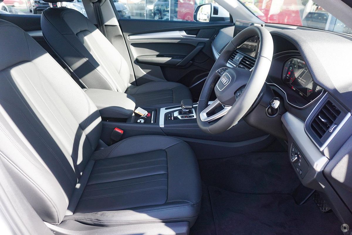 2025 Audi Q5 35 TDI FY