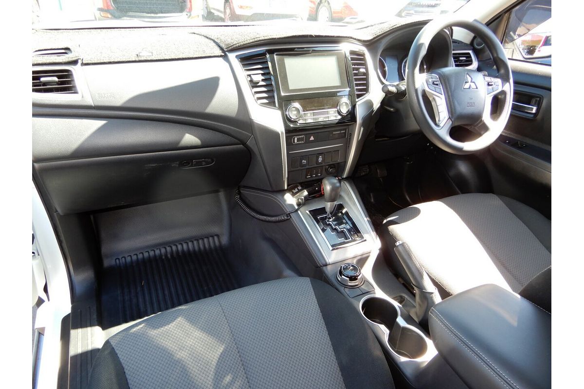 2021 Mitsubishi Triton GLX ADAS MR 4X4