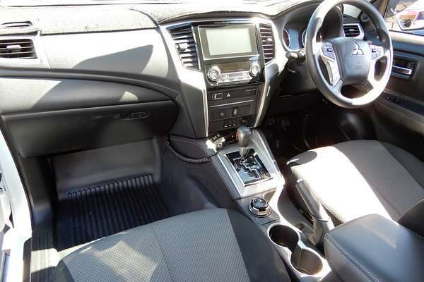 2021 Mitsubishi Triton GLX ADAS MR 4X4
