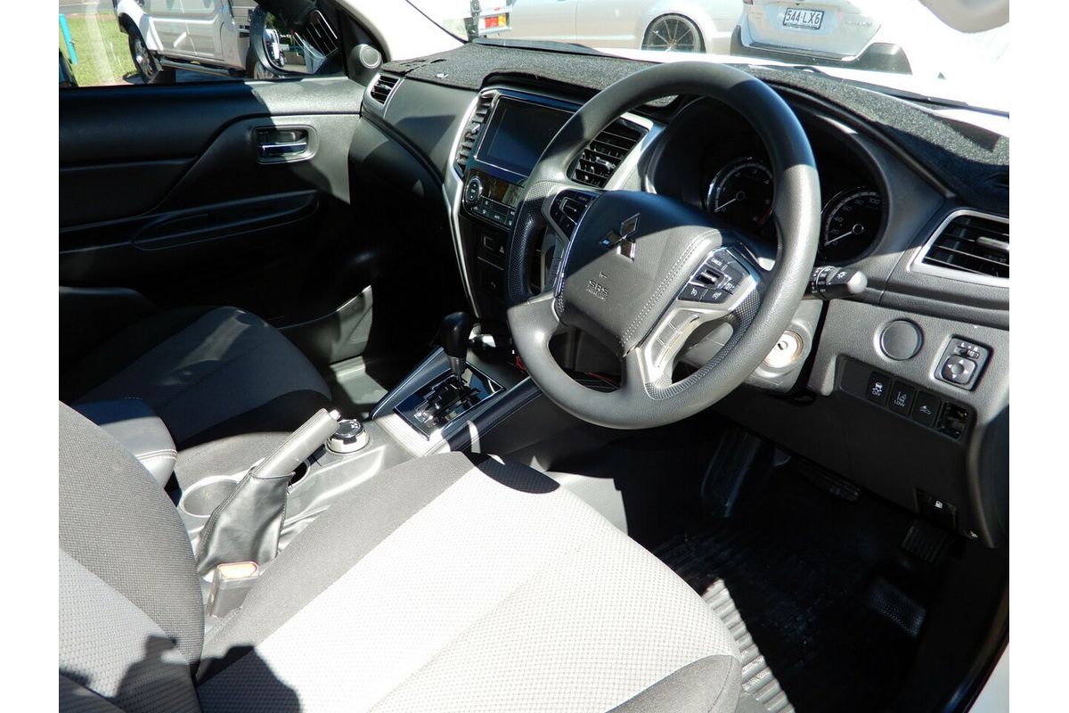 2021 Mitsubishi Triton GLX ADAS MR 4X4