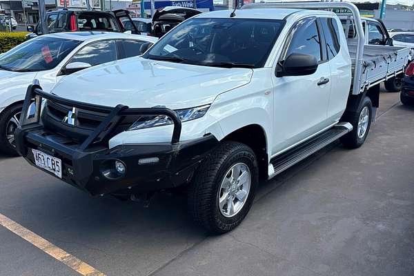 2021 Mitsubishi Triton GLX ADAS MR 4X4