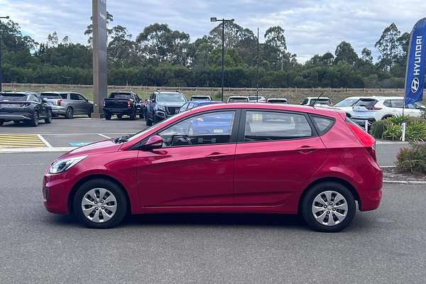 2017 Hyundai Accent Active RB4