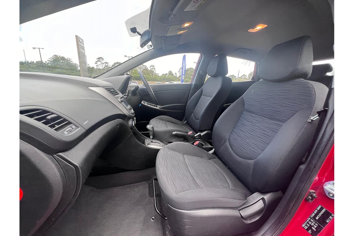 2017 Hyundai Accent Active RB4