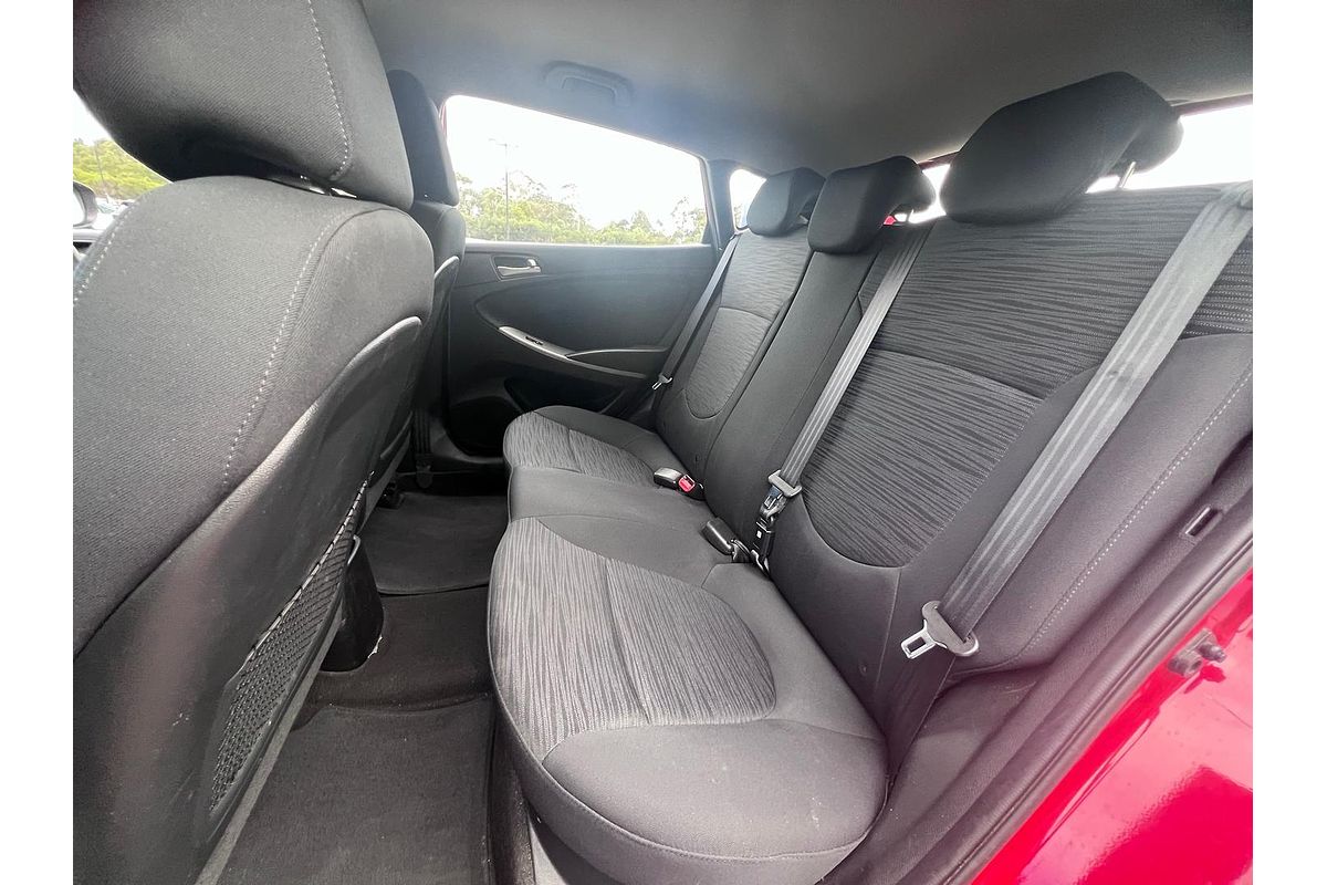 2017 Hyundai Accent Active RB4