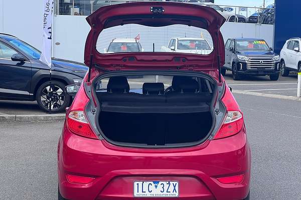 2017 Hyundai Accent Active RB4