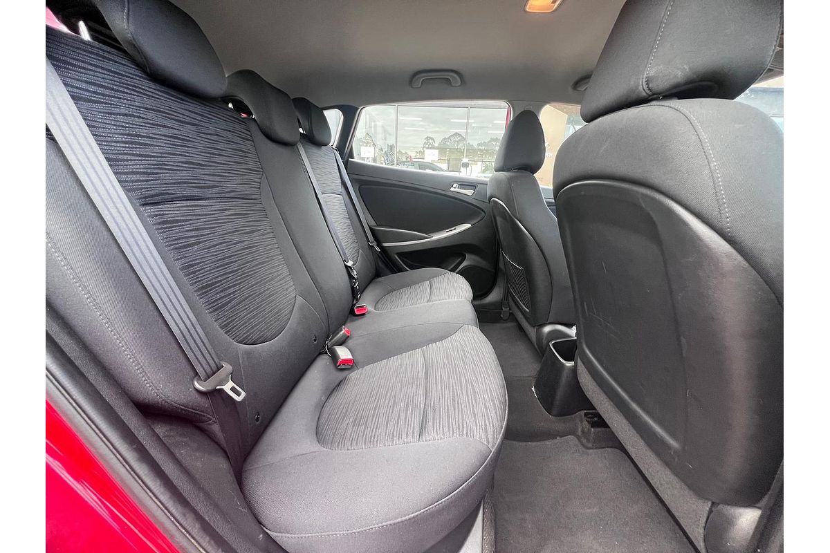 2017 Hyundai Accent Active RB4