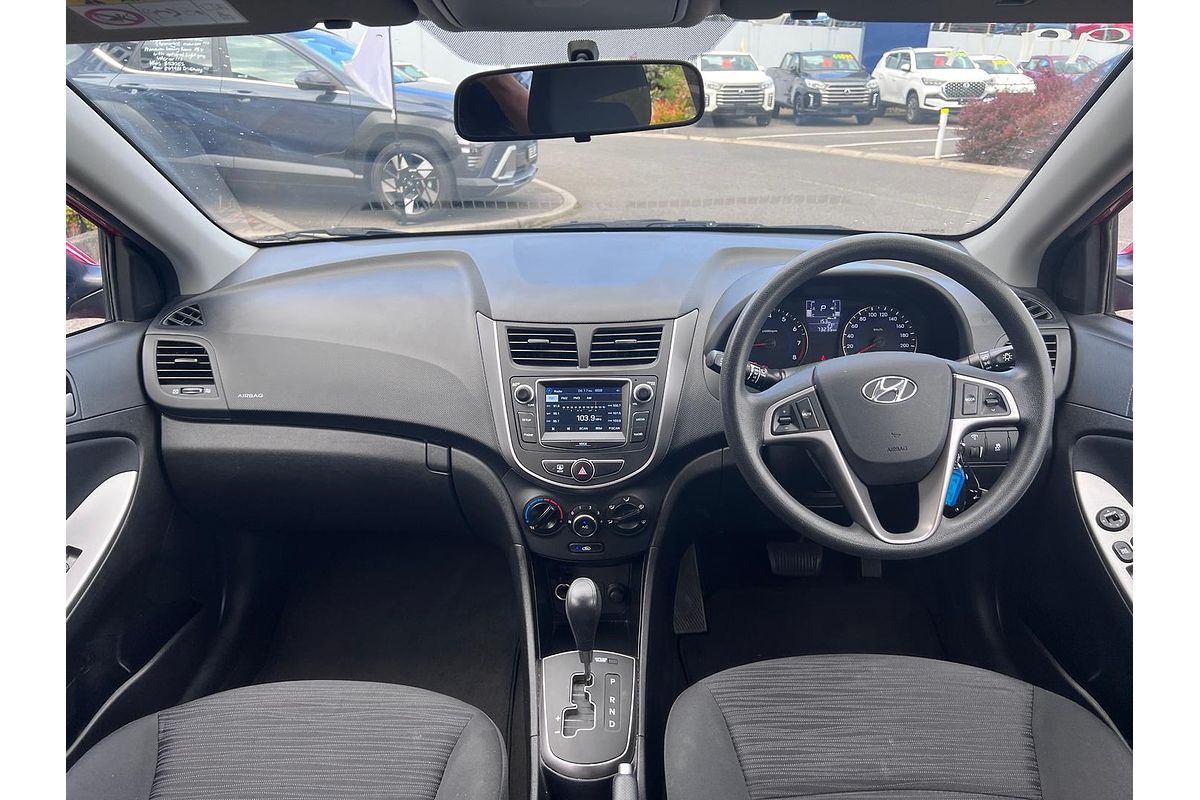 2017 Hyundai Accent Active RB4