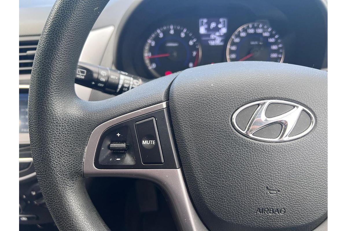 2017 Hyundai Accent Active RB4