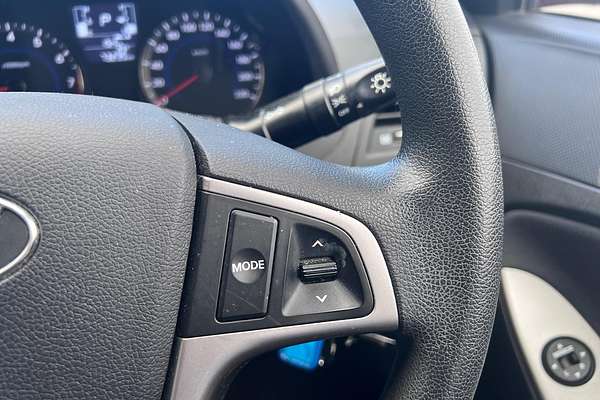 2017 Hyundai Accent Active RB4