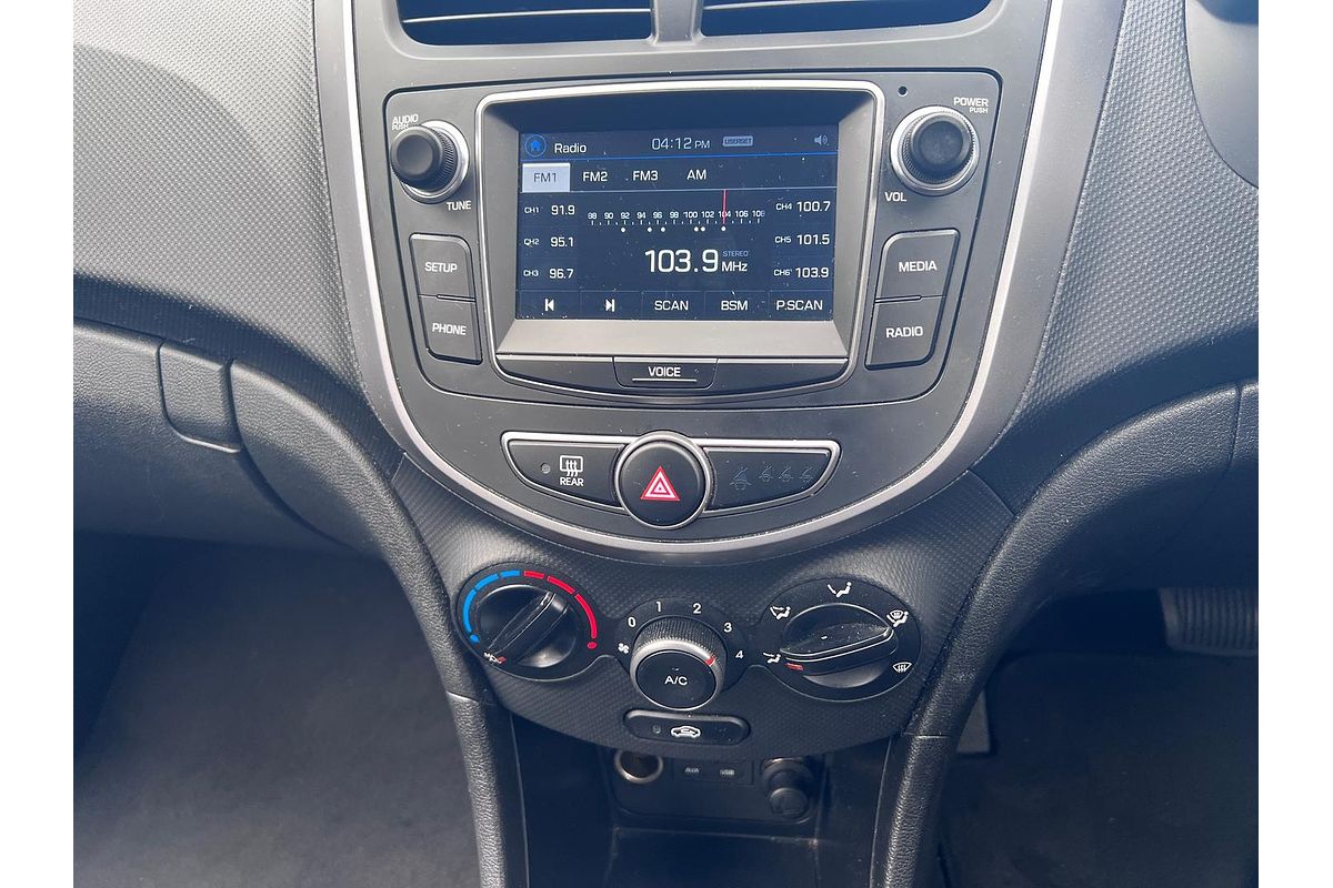 2017 Hyundai Accent Active RB4