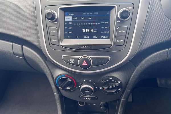 2017 Hyundai Accent Active RB4
