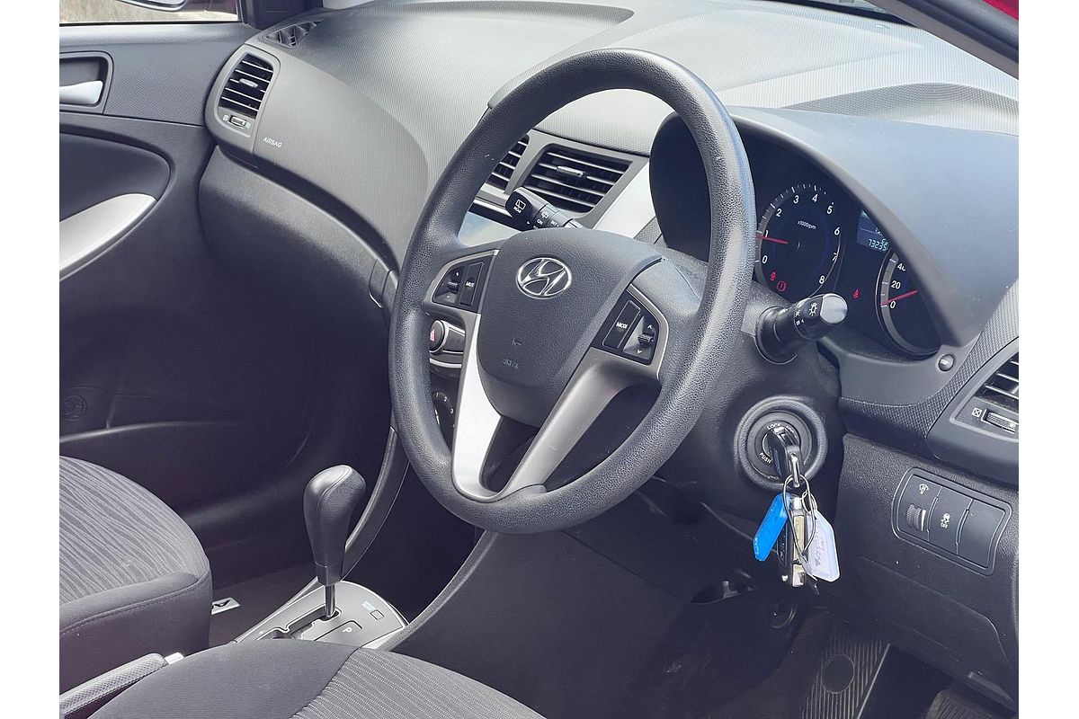 2017 Hyundai Accent Active RB4
