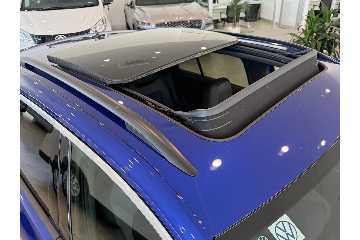 2023 Volkswagen T-Roc R Grid Edition D11