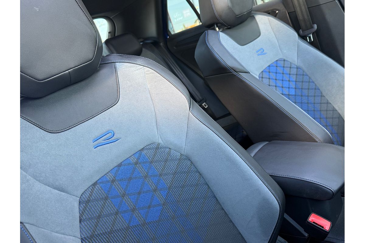2023 Volkswagen T-Roc R Grid Edition D11