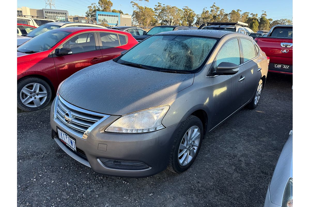 2014 Nissan Pulsar ST B17