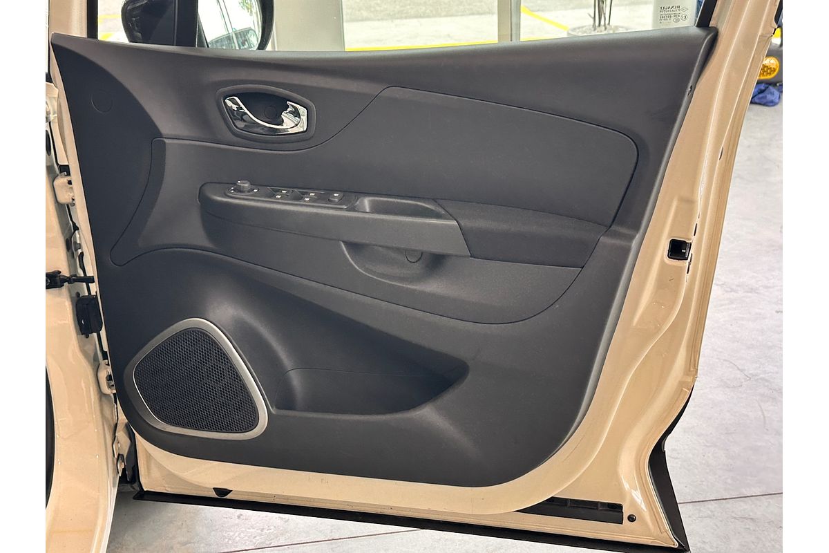 2015 Renault Captur Expression J87
