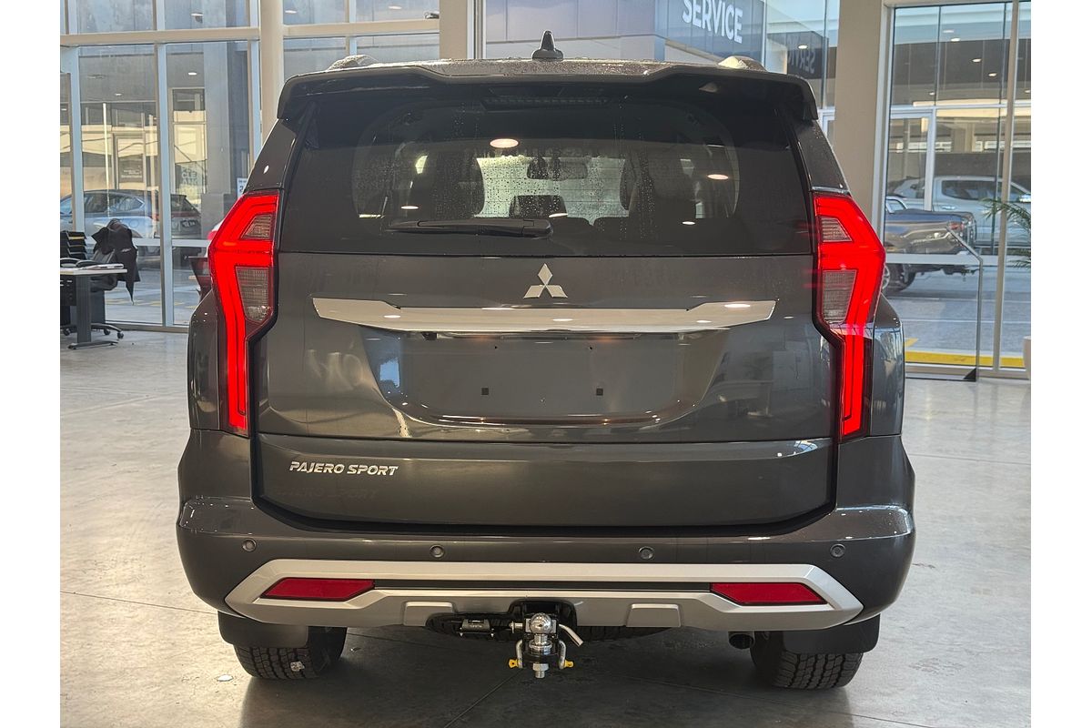 2024 Mitsubishi Pajero Sport Exceed QF