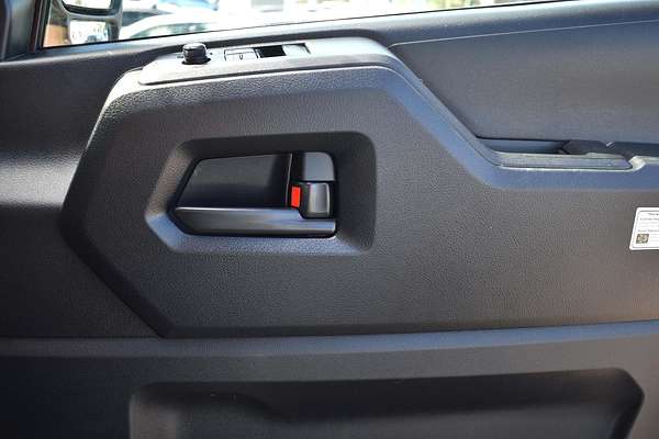 2022 Toyota Hiace Commuter GDH322R