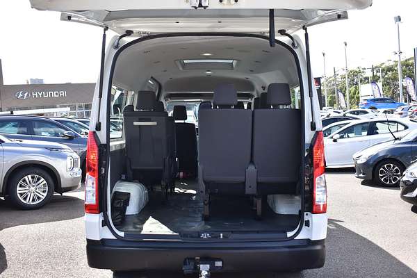 2022 Toyota Hiace Commuter GDH322R