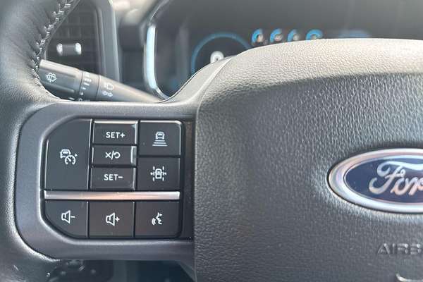 2023 Ford F-150 Lariat 4X4 LWB