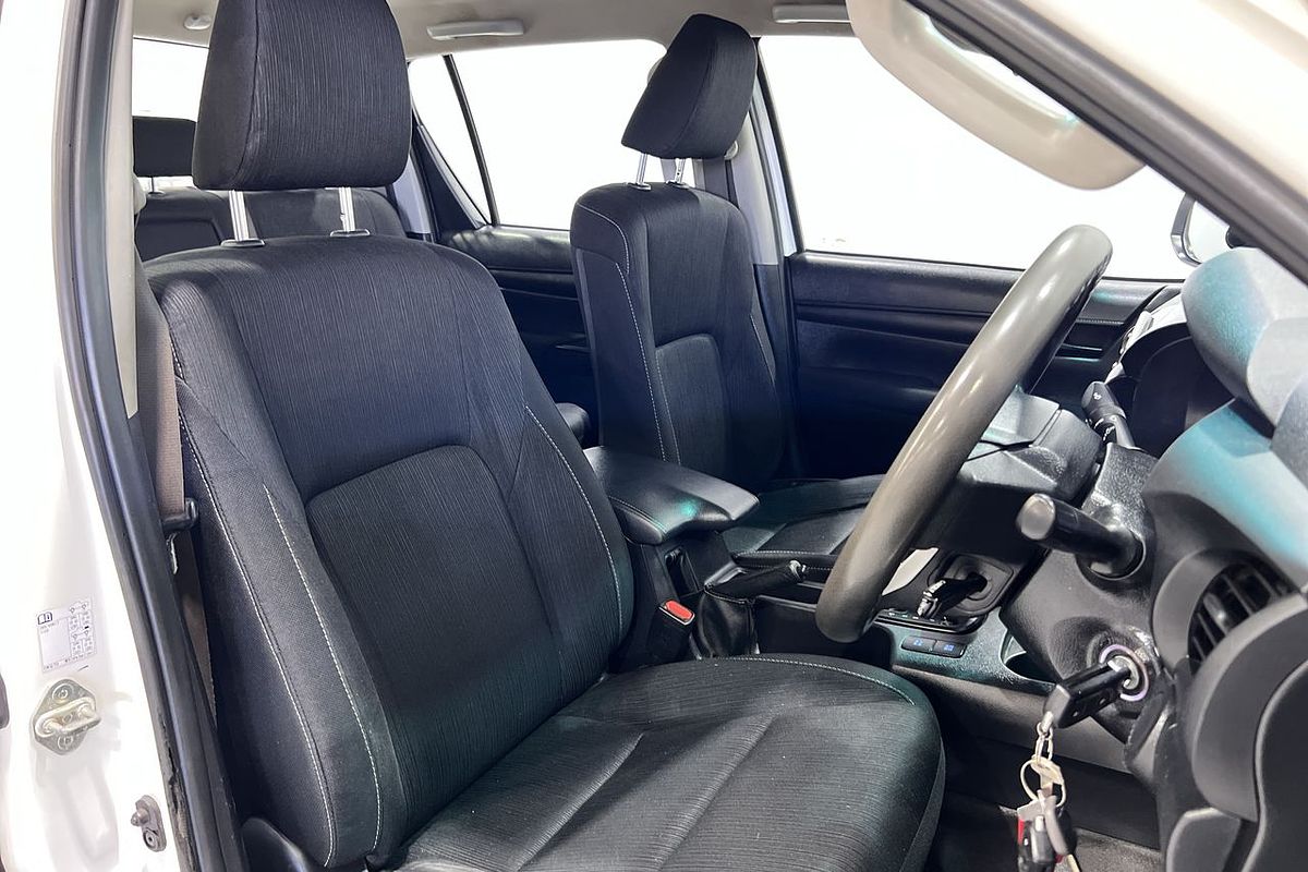 2021 Toyota Hilux SR GUN126R 4X4
